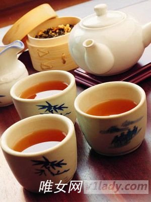 红茶和绿茶哪个有减肥的效果?