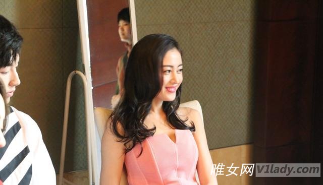 太子妃张芃芃扮演者张天爱个人资料及相片写真集图片展示